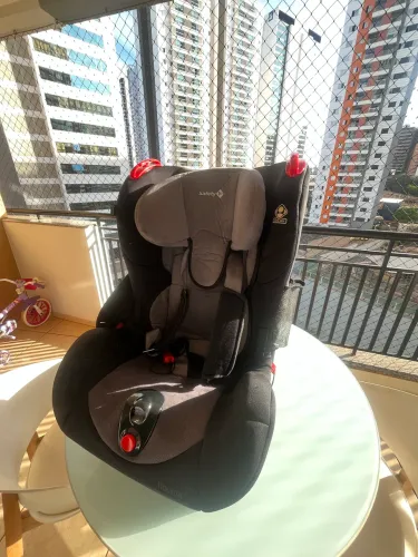 Cadeirinha de carro safety 1st