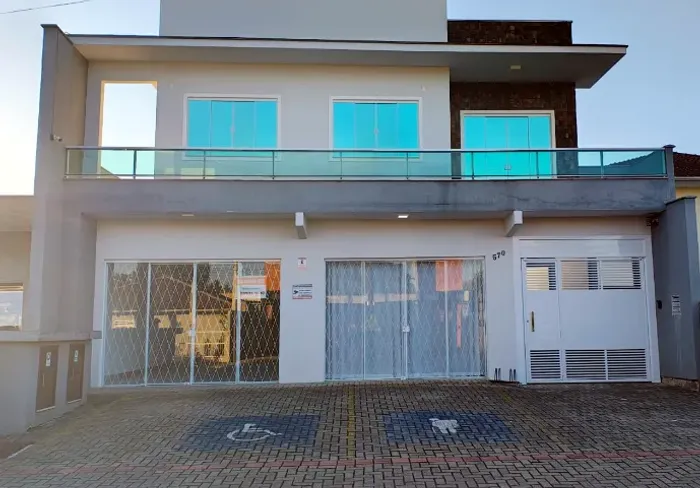 Sala comercial no Jardim Iririú, 63 m² - R$ 1.500,00 + taxas