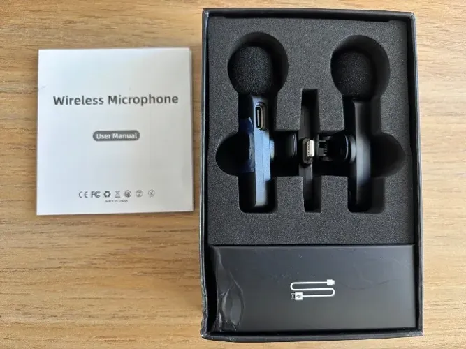 Microfone Lapela Sem Fio Duplo iPhone/iPad 2.4G c/ Redução de Ruído e 8h (Usado 1x)