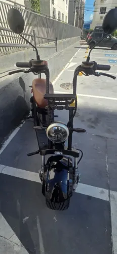 MOTO SCOOTER ELÉTRICA ( X 13 ) semi nova com NF e seguro pago !