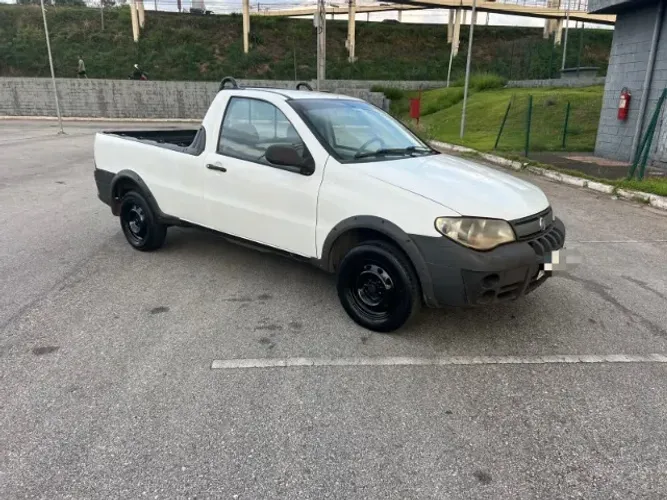 Fiat Strada 1.4 MPI Fire Flex 8V CS 2012