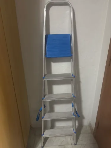 Escada de alumínio