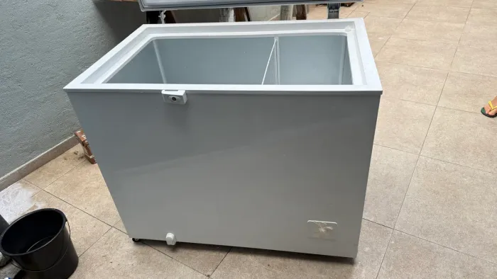 Freezer horizontal 314 litros