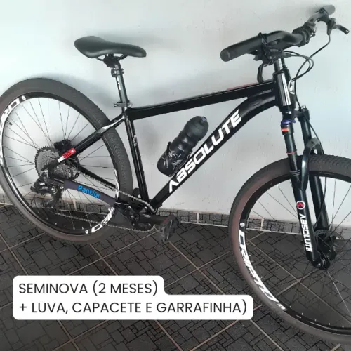 Bike MTB Absolute Nero 12v - Qdr 17 Aro 29 - 2 Meses de Uso + Luva, Capacete e Garrafinha