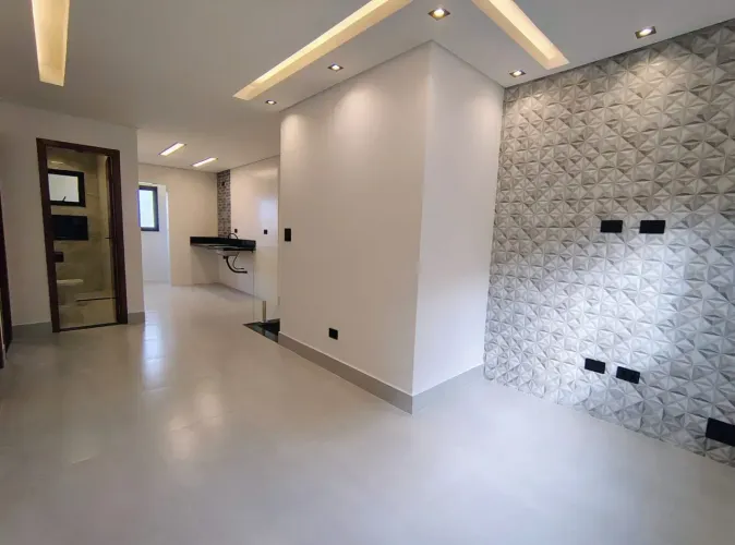 Casa para venda com 2 quartos em Praia Grande - SP. Bairro Vila Caiçara