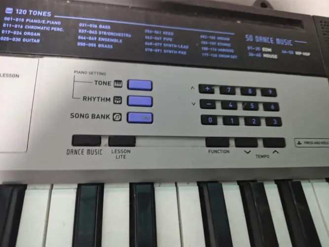 Teclado Casio 61 tecras