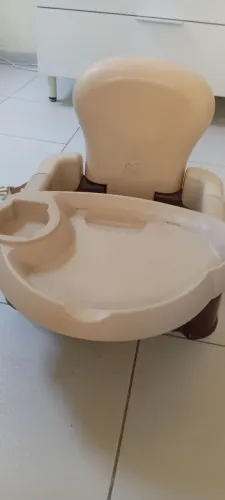 Cadeirinha de alimentação