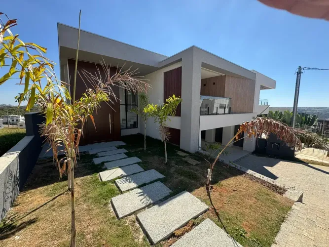 Casa de Alto Padrão no Condomínio Gran Park Toscana em Vespasiano!