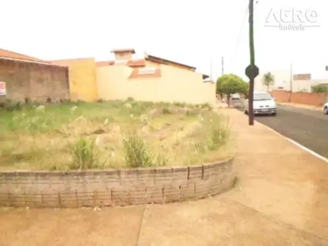 Terreno à venda, 295 m² por R$ 200.000,00 - Centro - Pederneiras/SP