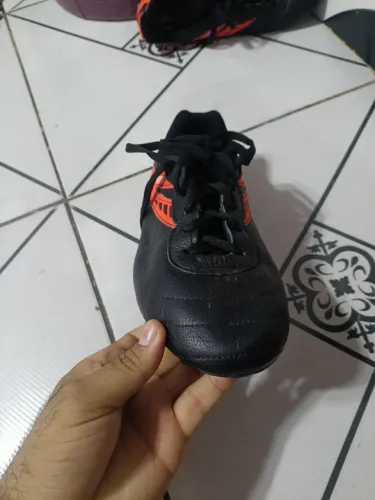 Chuteira de campo Rayon