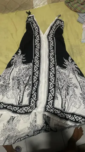 vestido indiano preto e branco
