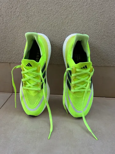 Tênis Adidas Ultraboost