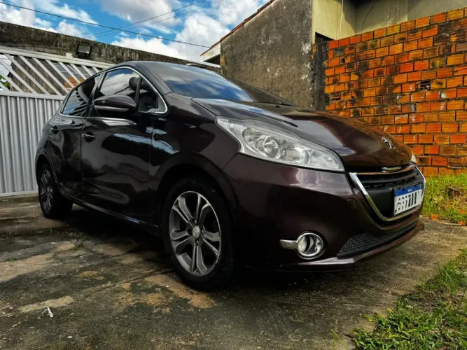 Peugeot 208 Griffe 1.6 Flex 16V 5P Aut. 2015