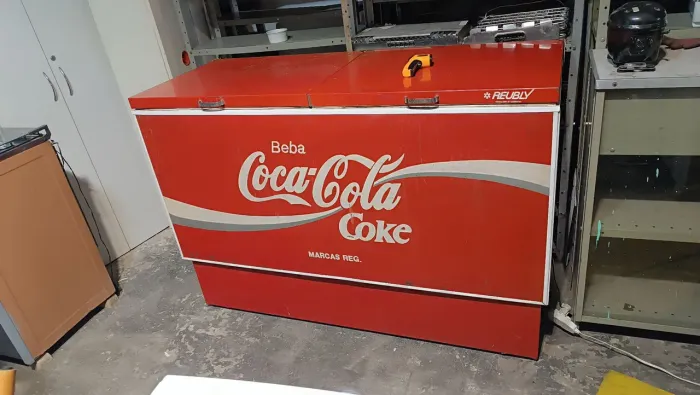 cervejeira horizontal da coca-cola