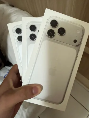 iPhone 17 pro Max 256 - Lacrado - Silver