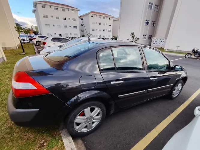 Renault Megane Sedan Dynamique 2.0 16V Aut. 2007