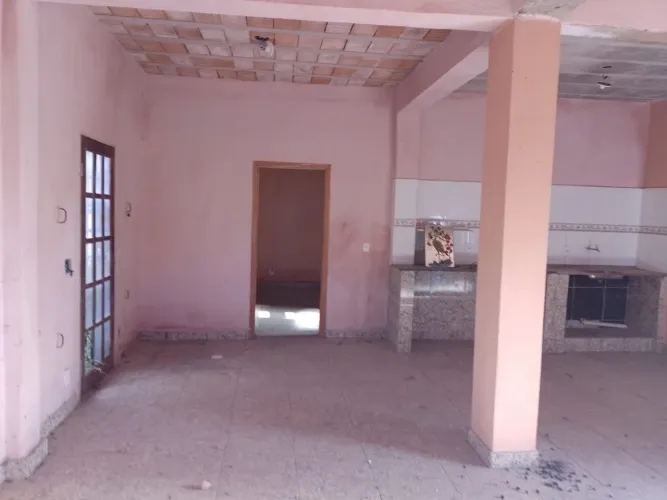 OPORTUNIDADE!!VENDO CASA,EXCELENTE TERRENO DE ESQUINA,840mts, NO RECREIO DOS BANDEIRANTES