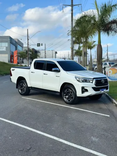 Toyota Hilux CD SRV 4X4 2.8 TDI Diesel Aut. 2019