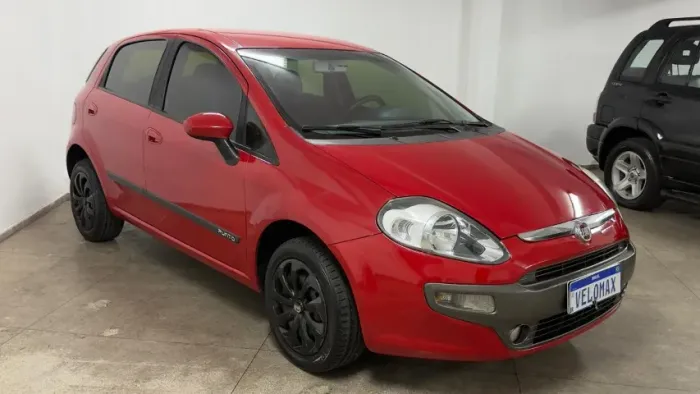 Fiat Punto Essence 1.6 Flex 16V 5P 2015