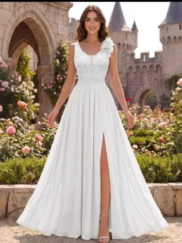 Vestido e sapato de noiva nunca usados