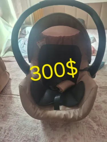 Bebê conforto