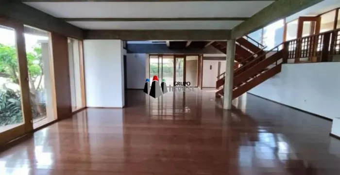 Casa Comercial ou Residencial com 3 dormitórios para alugar, 521 m² por R$ 19.272/mês - Pa