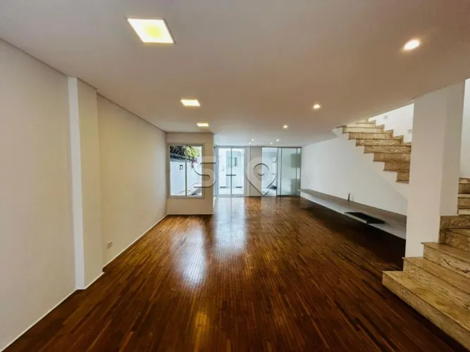 Casa de Vila em Perdizes com 3 dormitórios e 2 vagas