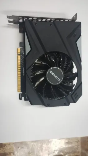 Placa de vídeo NVidia geforce GTX 1650