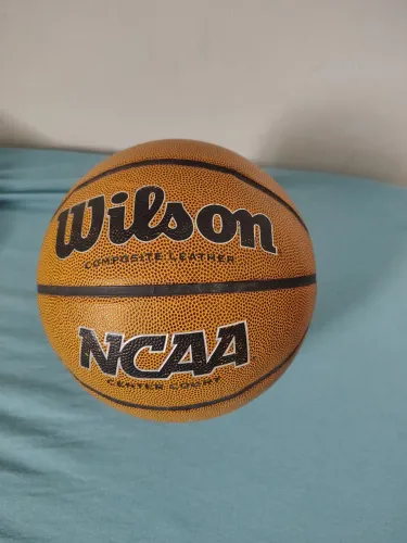 Bola basquete wilson NCAA murcha com problema na câmara 