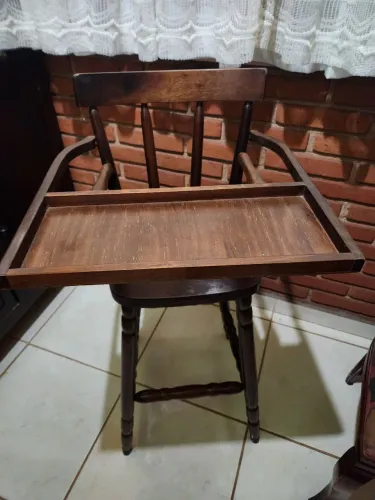 Cadeirão de alimentação infantil