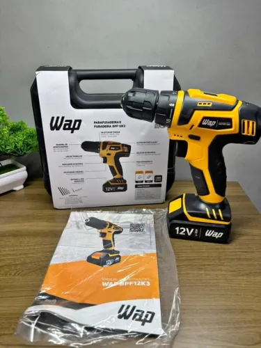 Parafusadeira e Furadeira WAP 12V com Bateria de Lítio e Maleta
