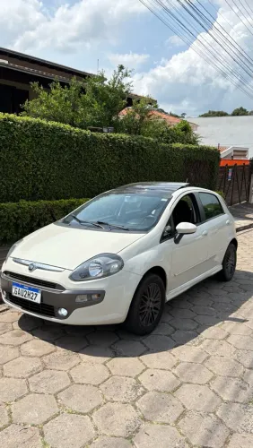 Fiat Punto Sporting 1.8 Flex 8v/16v 5P 2016