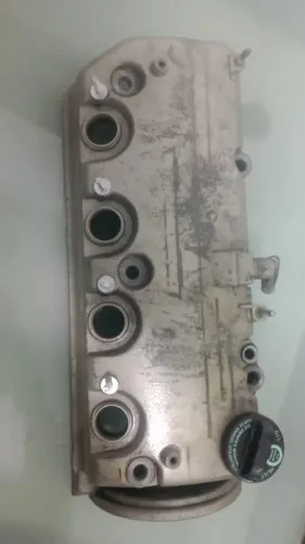 TAMPA DE VALVULAS HONDA CIVIC 1.7 2002/06 ORIGINAL USADA COM TAMPAO DO CABEÇOTE INCLUSO 