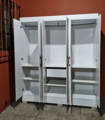Guarda roupa 