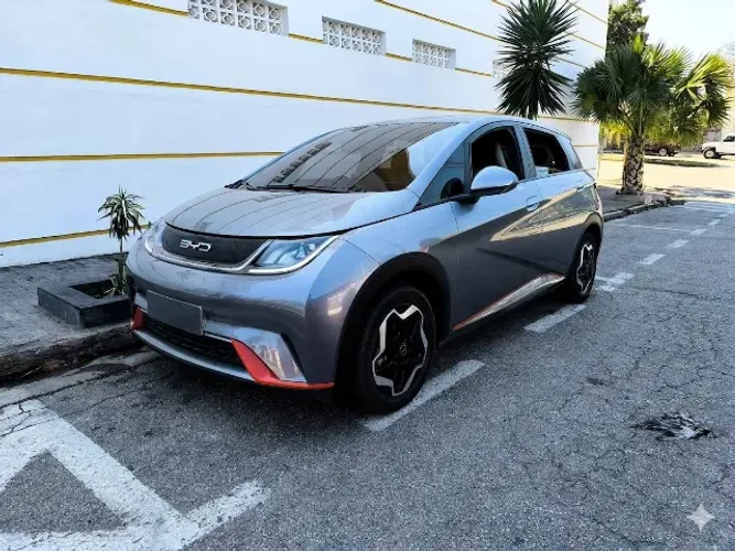 BYD Dolphin EV (Elétrico) 2024