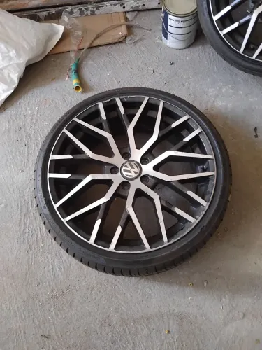 Roda Audi R8 aro 20 5x112