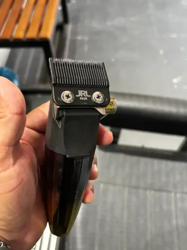 Máquinas de cortar cabelo profissional 
