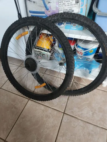 Rodas com pneu aro 26 de alumino engate rápido v brak