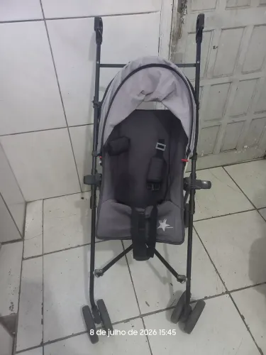 Carrinho de passeio bebê 