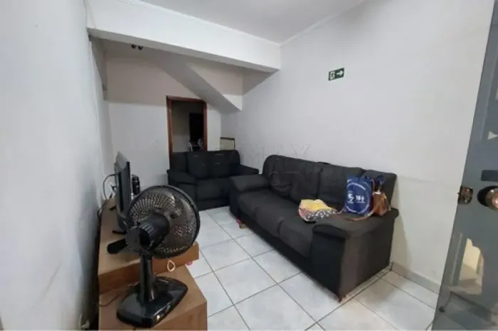 Casa com Sala Comercial Estratégica à Venda no Centro de Jundiaí SP