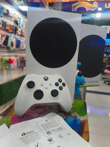 Xbox Séries S Impecável + R$100,00 de Desconto no Pix - Loja Física 