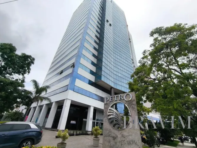 EDIFÍCIO PETRO TOWER, Sala para locação com 210 m² em Enseada do Suá - Vitória - ES