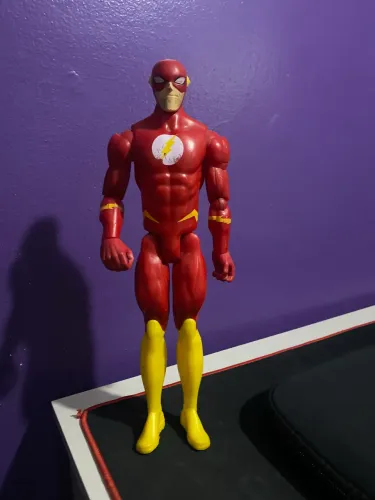 Colecionável Flash DC Comics 