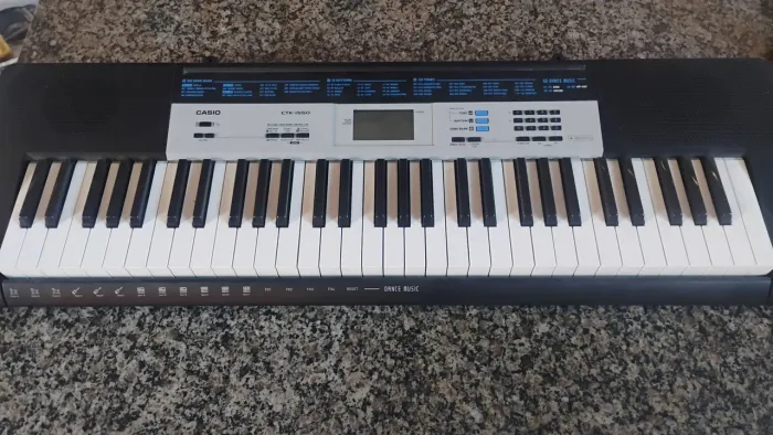 Teclado Casio CTK - 1550