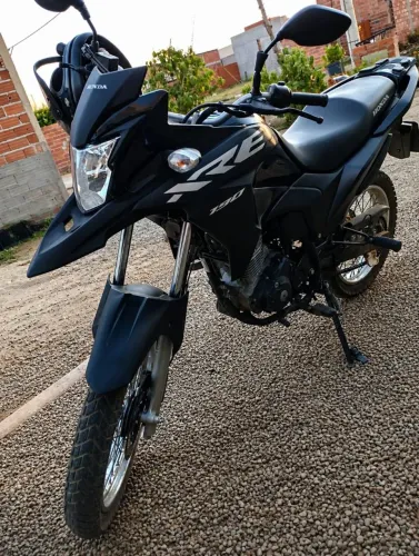 MOTO HONDA XRE 190