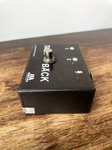 Pedal Talk Back Martins