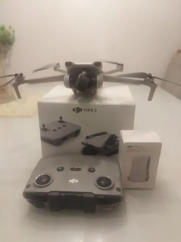 Drone Mini 3 com 2 baterias 