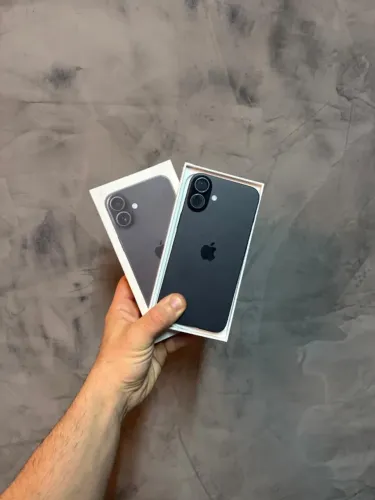 iPhone 16 Plus 128GB - 93% saúde de bateria