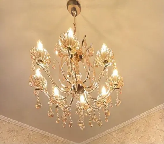 Vendo lustre 8 braços