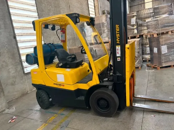 Empilhadeira Hyster Forties 50 GLP
